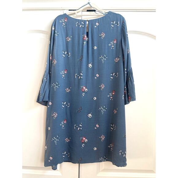 Vince Camuto Blue with Pink, Green, White Floral Print Statement Sleeves Blouse - Picture 6 of 7